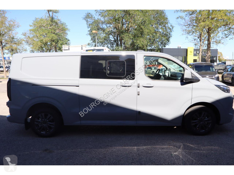 Véhicule utilitaire Ford