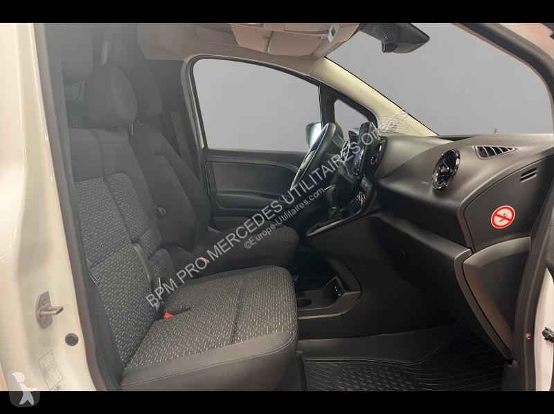 Véhicule utilitaire Mercedes e Long Pro
