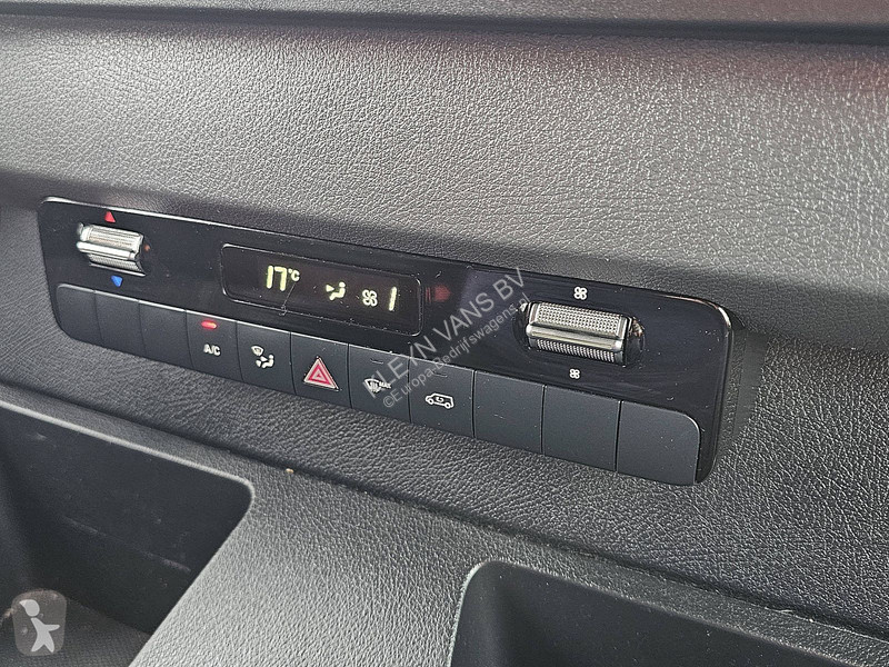 Veicolo commerciale Mercedes 317 Bakwagen...