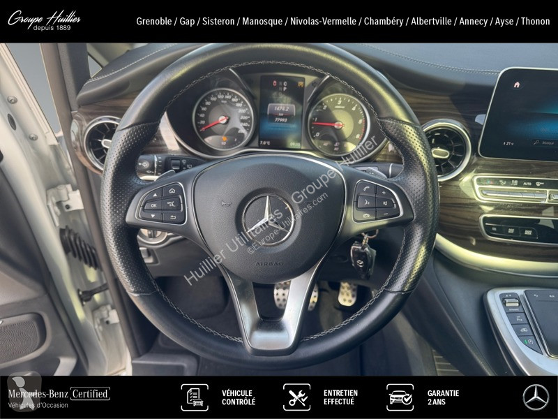 Véhicule utilitaire Mercedes 300 d 4MATIC...