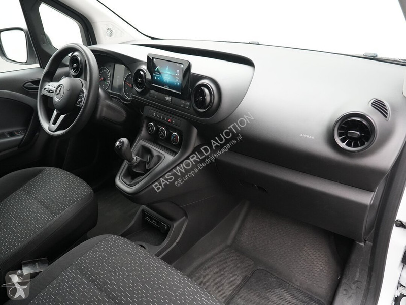 Véhicule utilitaire Mercedes 112 CDI