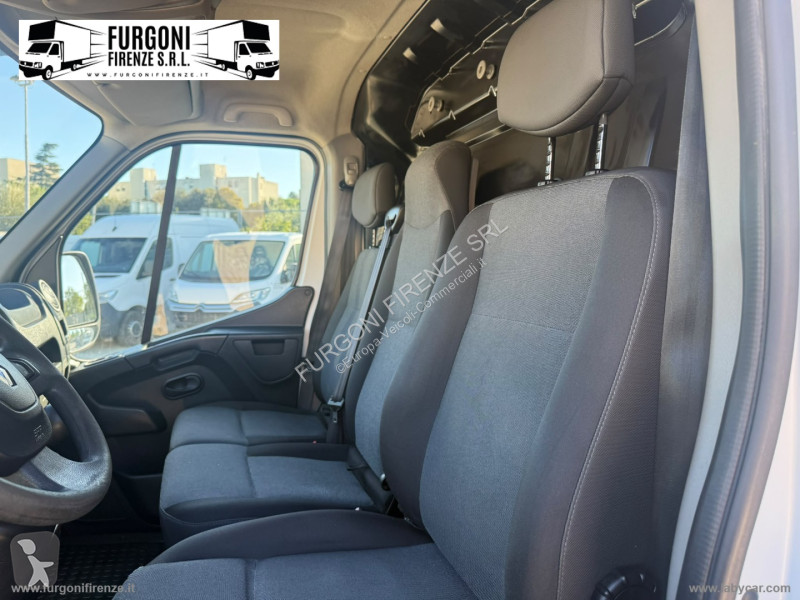 Veicolo commerciale Renault T35 2.3 dCi/130 TP...