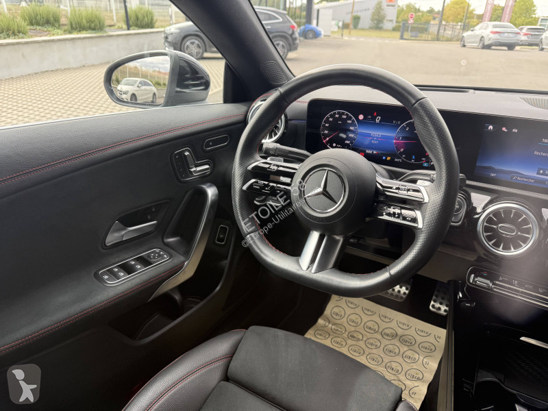 Véhicule utilitaire Mercedes CLA Coupé 200 d...