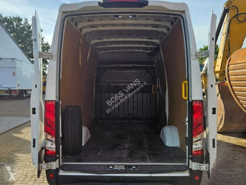 Iveco 35S14 2.3 140PK L2H2 Cruise Control 3.5t...
