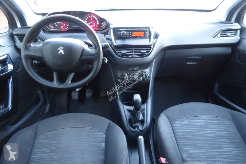 Коммерческий автомобиль Peugeot STE 1,6 HDI 99