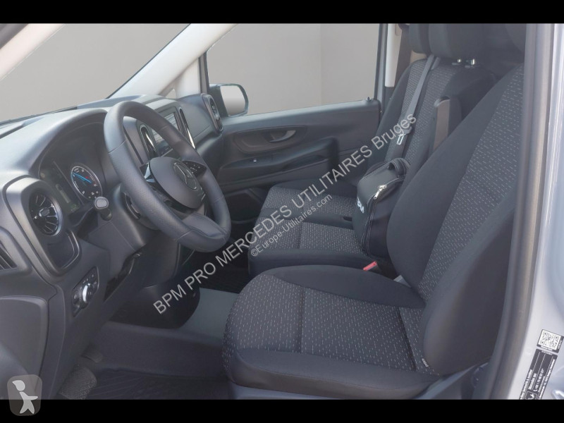 Коммерческий автомобиль Mercedes Vito Fg 112...