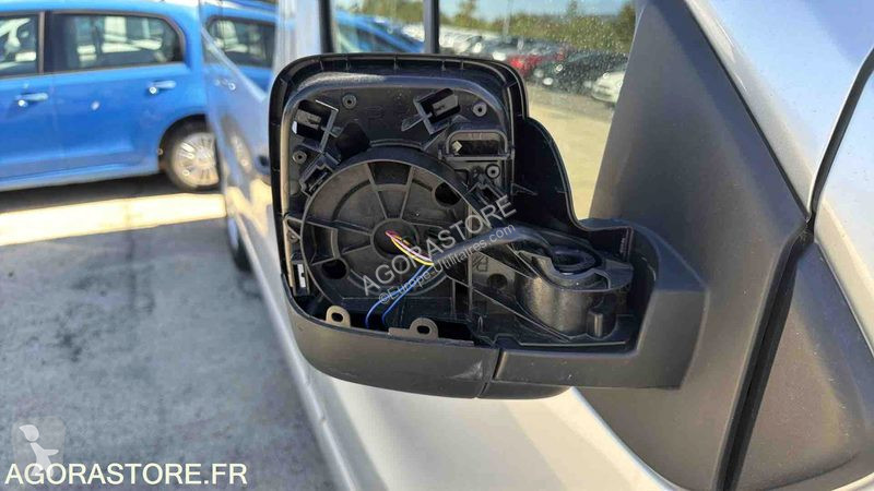 Samochód dostawczy Opel VIVARO