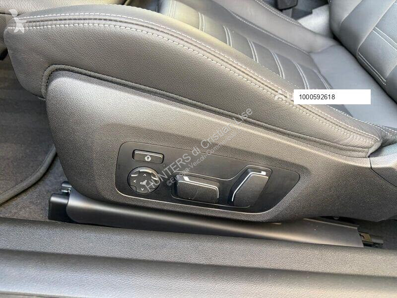Véhicule utilitaire BMW M2