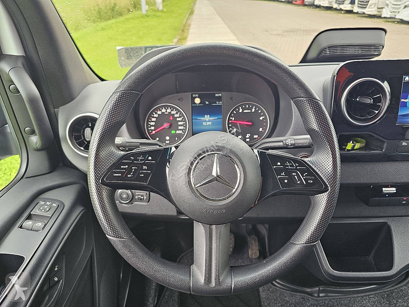Autoutilitară Mercedes 317 L3H2 Automaat MBUX10