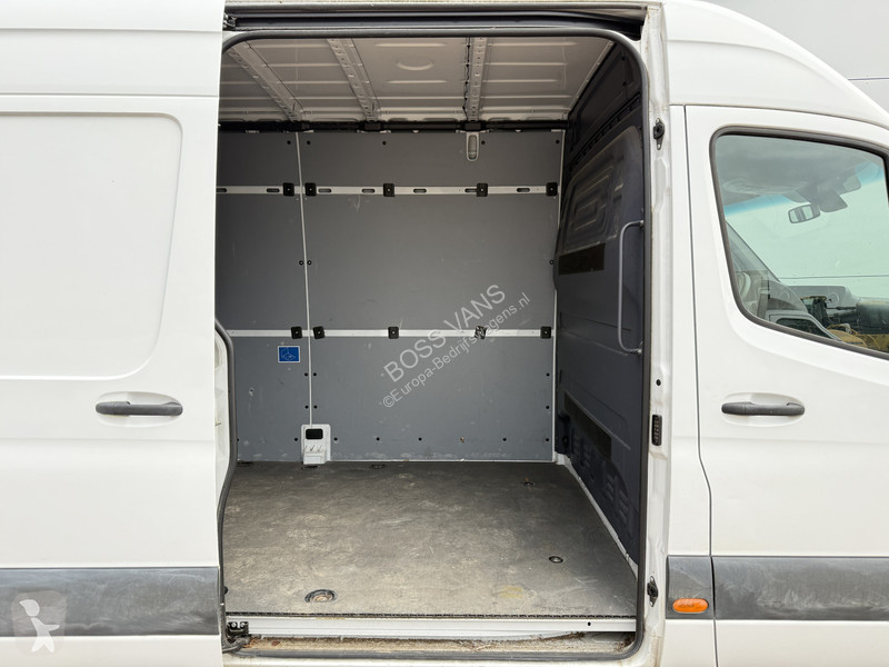 Nyttofordon Mercedes 312 55kWh L2H2 Elektrisch...