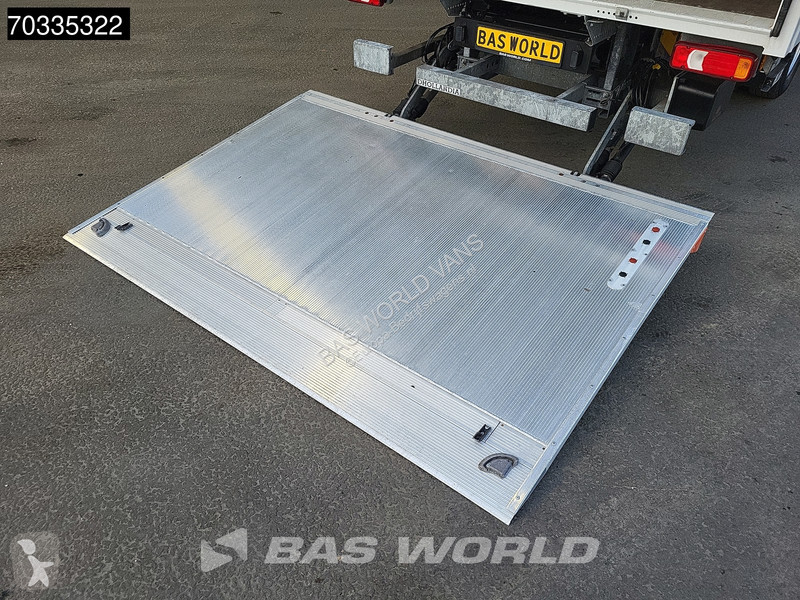 Nyttofordon Iveco 72C21 3.0L Automaat 1000KG...