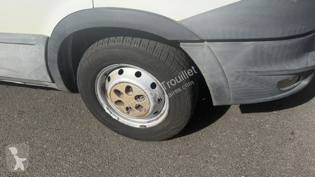 Furgoneta Iveco FGN 35S13 V7 H1 BVM5