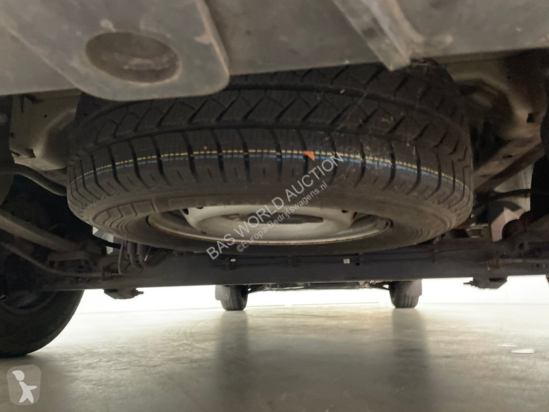 Autoutilitară Ford 300 2.0 TDCI L2H1 Trend