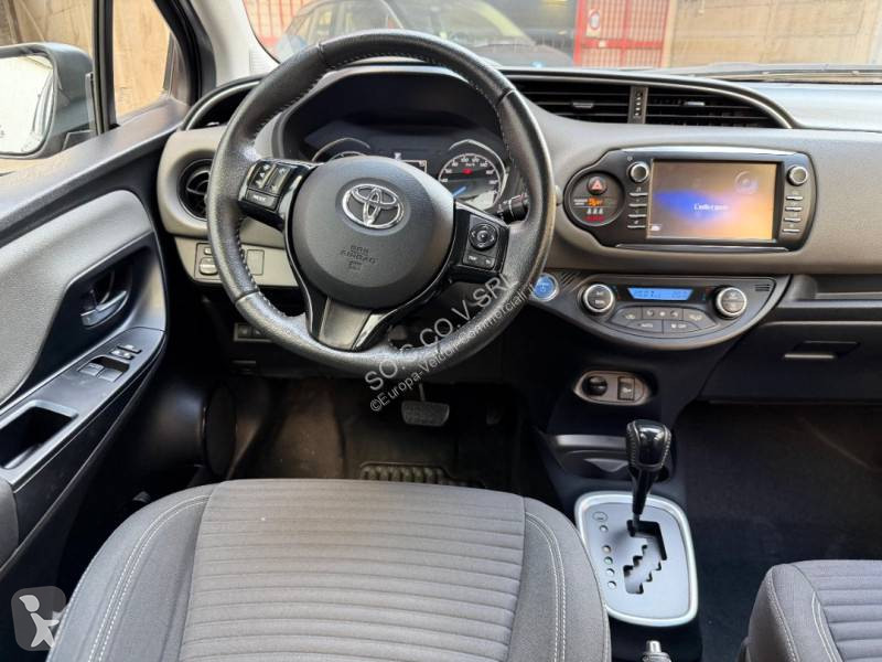 Furgoneta Toyota 1.5 VVT-I 100 hybride