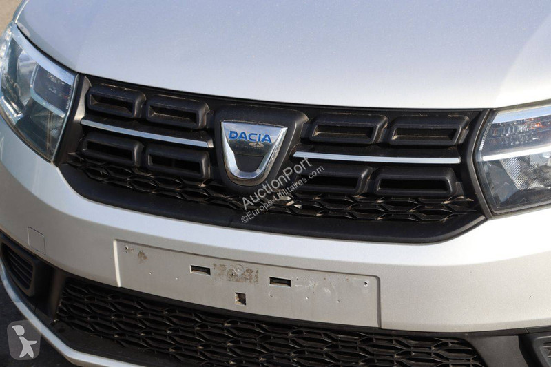 Furgoneta Dacia