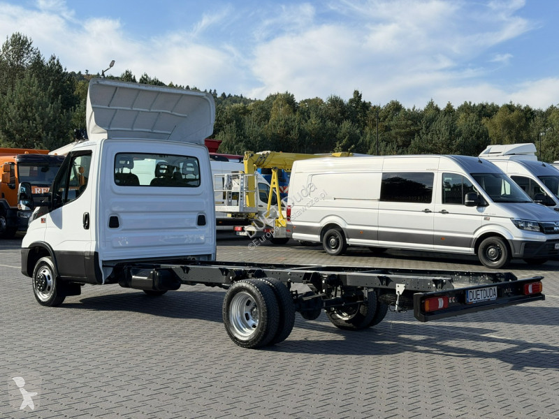 Furgoneta Iveco 35C18