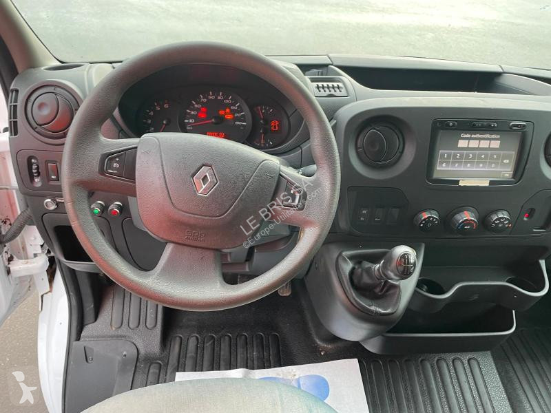 عربة نفعية Renault  MASTER