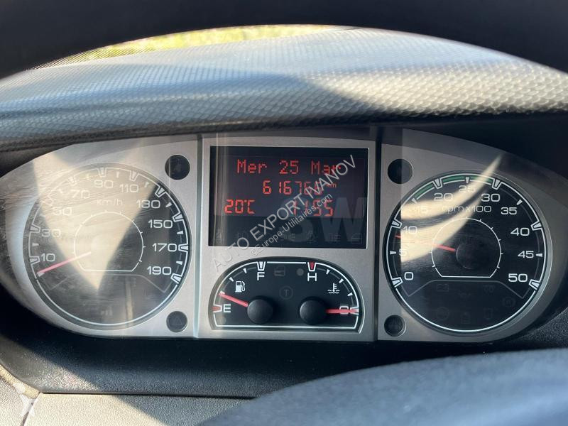 Veículo utilitário Iveco 35C13