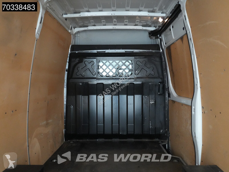 Autoutilitară Iveco 35S21 3.0L L2H2 3,5t...
