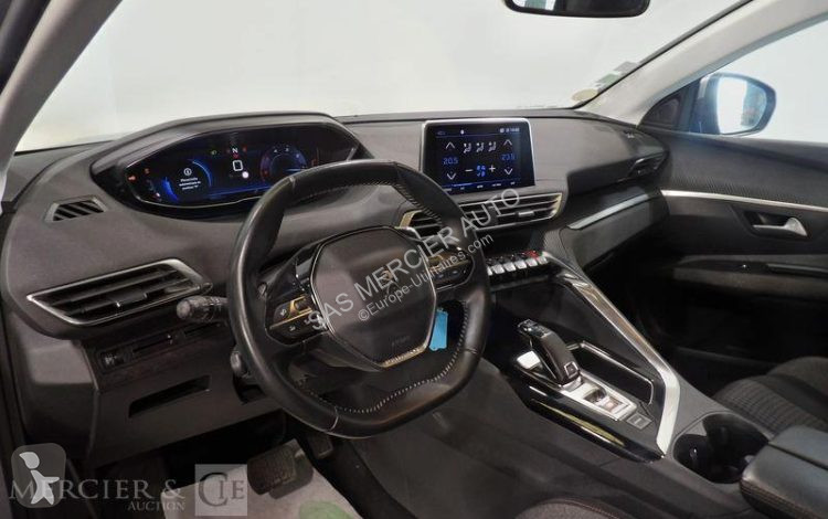 Samochód dostawczy Peugeot