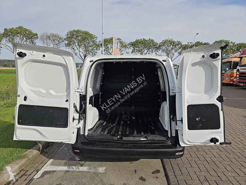 Autoutilitară Mercedes 110 CDI Long Airco Mbux...