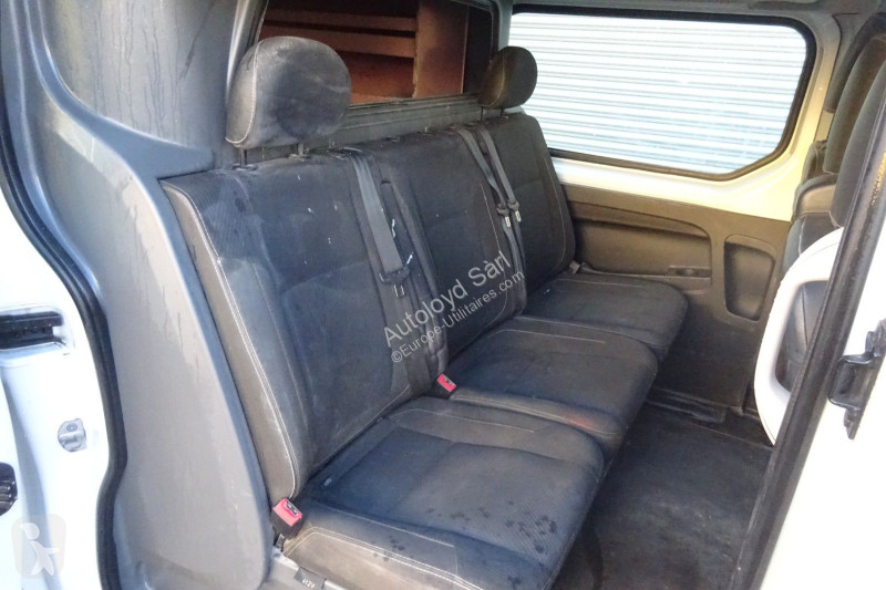 Véhicule utilitaire Renault TRAFIC 1.6 DCI 120...