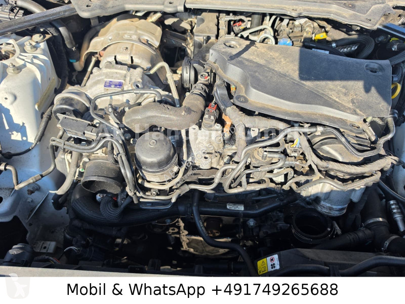 Véhicule utilitaire Land Rover 5 SE SD4 2.0 AWD...