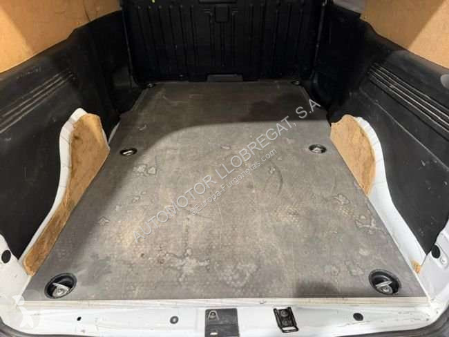 Véhicule utilitaire Opel