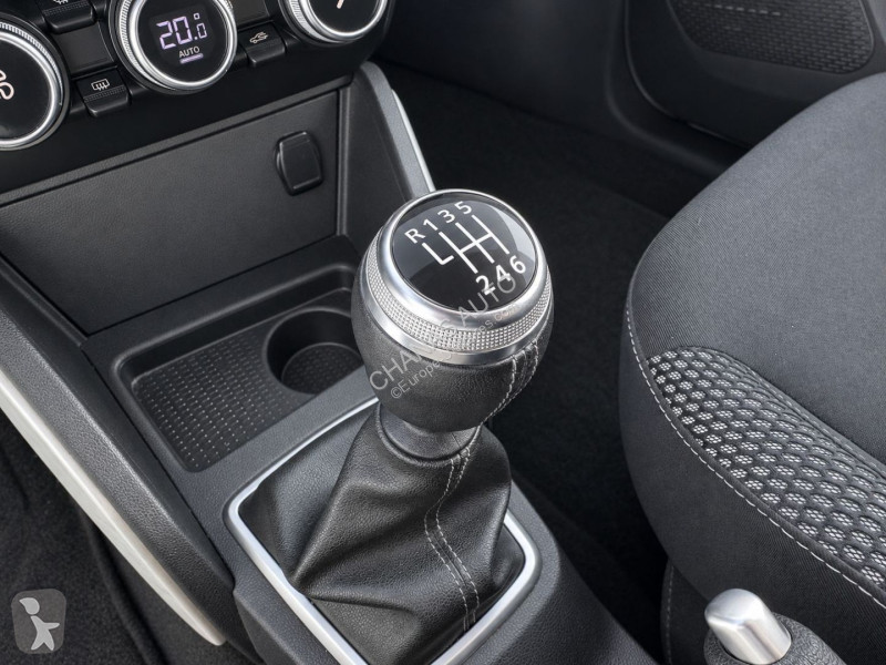 Véhicule utilitaire Dacia 1.5 dCi 115 Prestige 4x4
