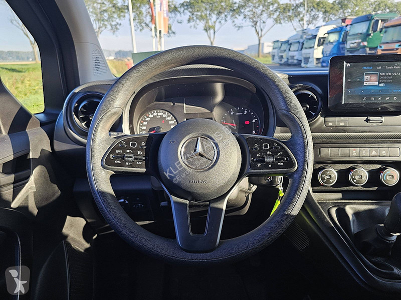 Véhicule utilitaire Mercedes 110 CDI Long Airco...