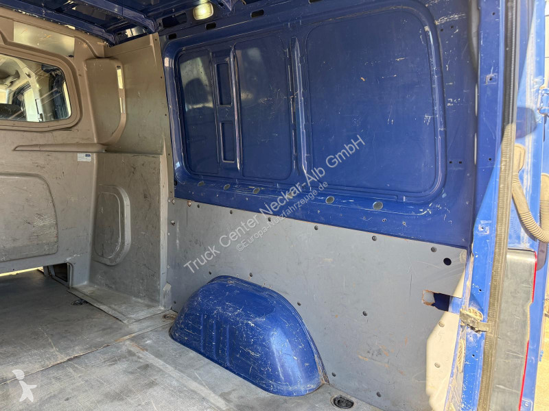 Véhicule utilitaire Mercedes 313 CDI 6 Sitze...