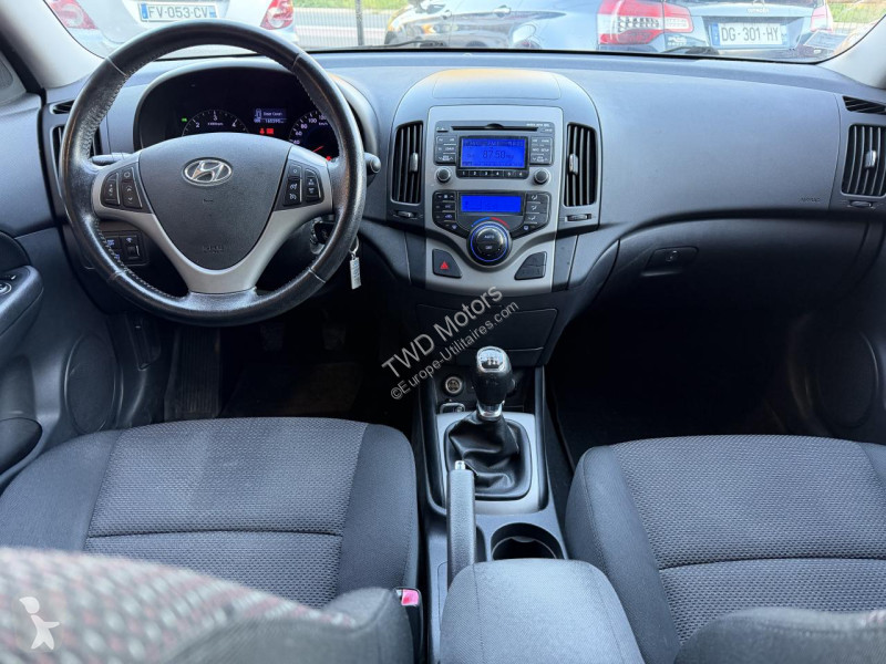 Véhicule utilitaire Hyundai i30 1.6 CRDi - 115...