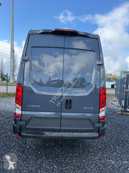 Véhicule utilitaire Iveco