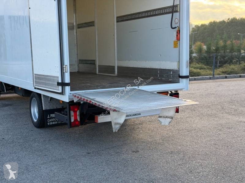 Véhicule utilitaire Iveco
