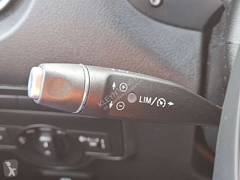 Véhicule utilitaire Mercedes 110 L2 Carplay...