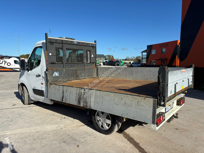 Véhicule utilitaire Renault BOX L=3204 mm 4x2