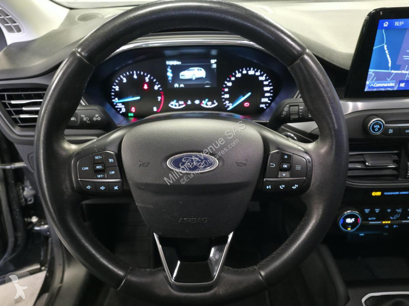 Véhicule utilitaire Ford FOCUS 1.0 EcoBoost...