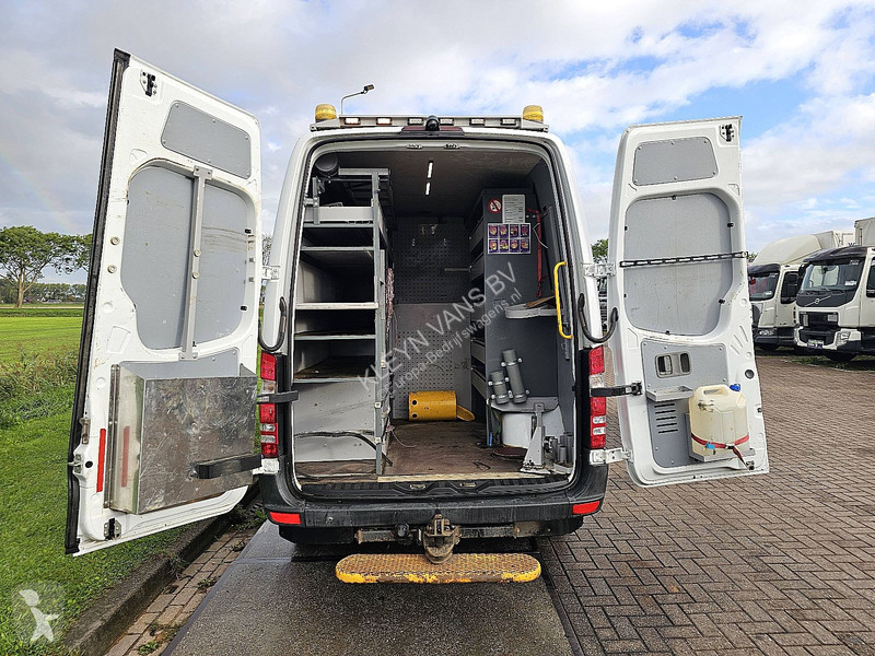 Véhicule utilitaire Mercedes 519 L2H2 N2 3500Kg...