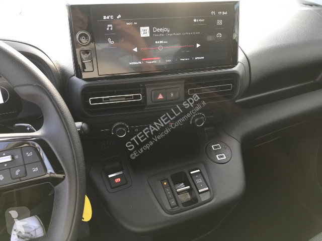 Véhicule utilitaire Fiat Doblo van d.cab XL 1.5...
