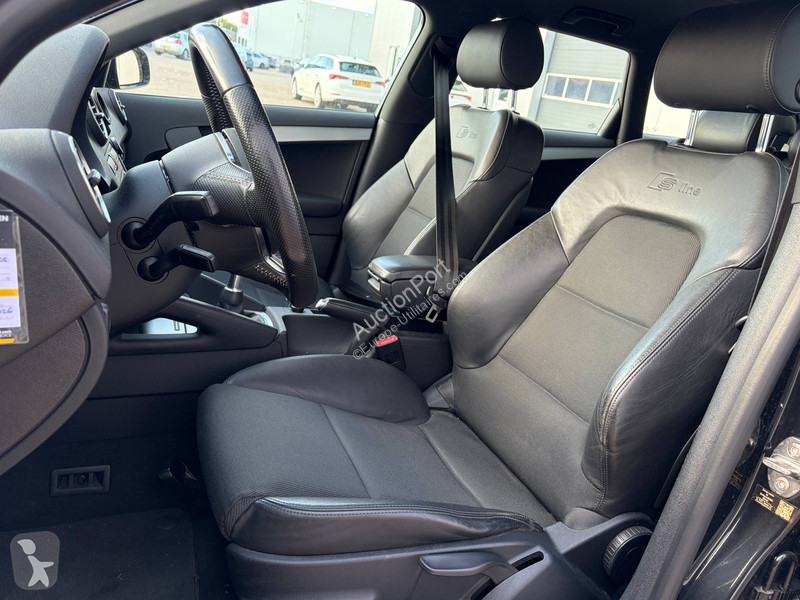 Véhicule utilitaire Audi A3