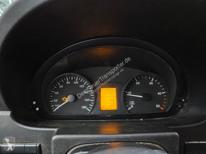 Véhicule utilitaire Mercedes 311 CDI KOFFER TÜV...