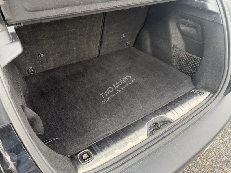 Véhicule utilitaire Peugeot 1.5 BlueHDi S&S...