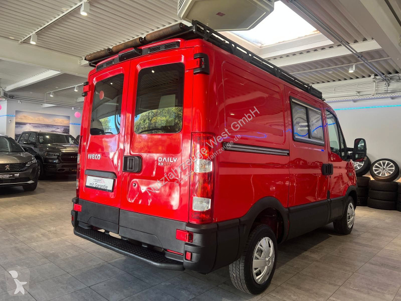 Véhicule utilitaire Iveco...