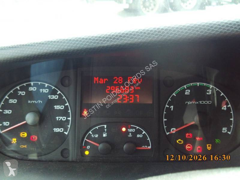 Véhicule utilitaire Iveco 35C15