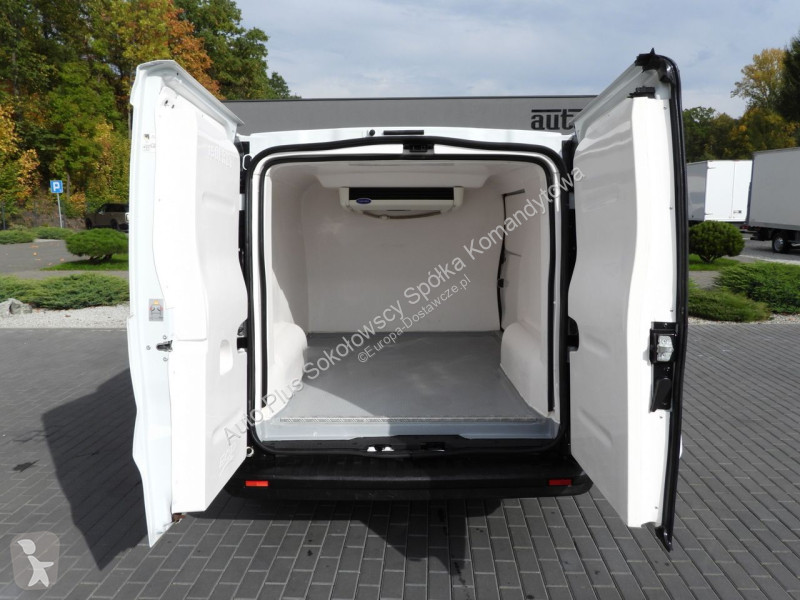 Véhicule utilitaire Renault  TRAFIC