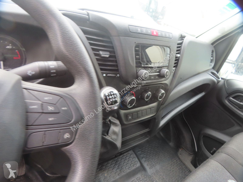 Užitkové vozidlo Iveco 35C16  3,0  Möbelkoffer...