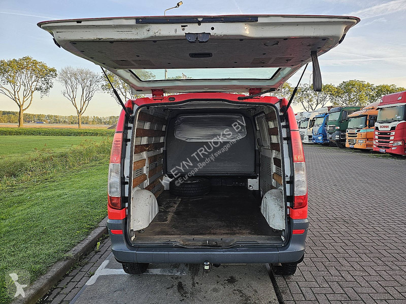 Véhicule utilitaire Mercedes 116 Kompakt 4x4 ac...