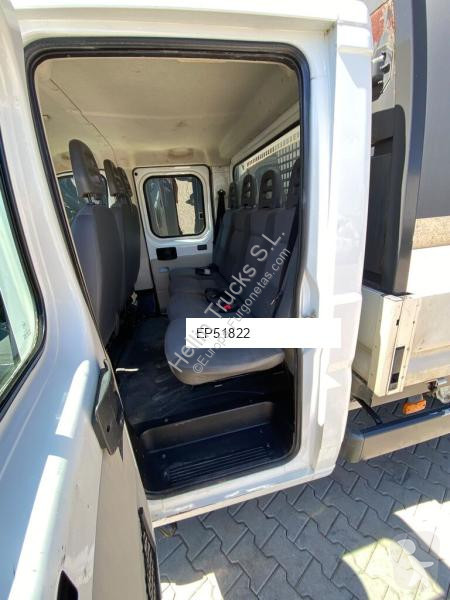Véhicule utilitaire Peugeot