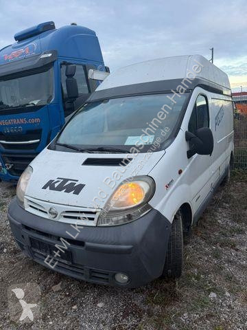 Véhicule utilitaire Nissan PRIMASTER