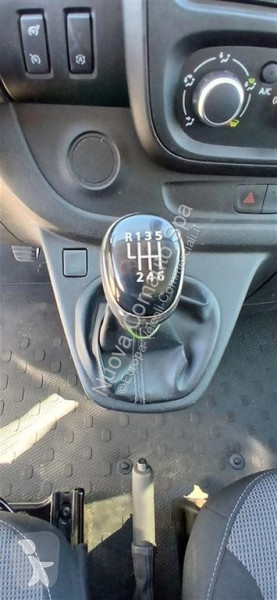 Véhicule utilitaire Renault IV